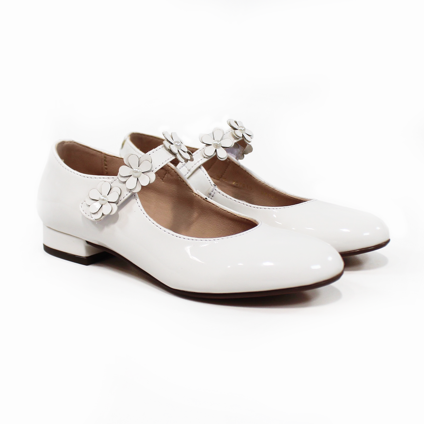 Zapatilla con Mini Tacón de Niña Latte Charol con Flores JAKUNA