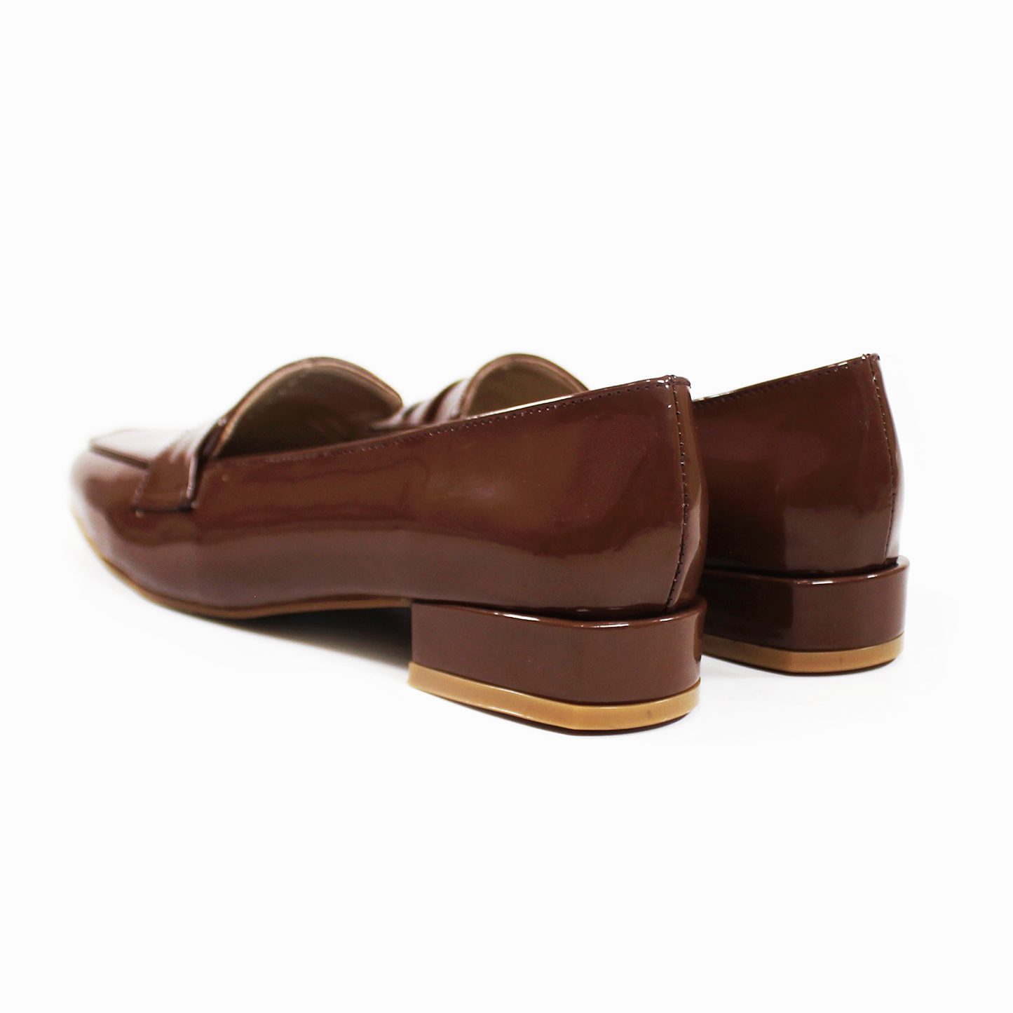 Mocasín Clásico Café Charol de Dama TACZA