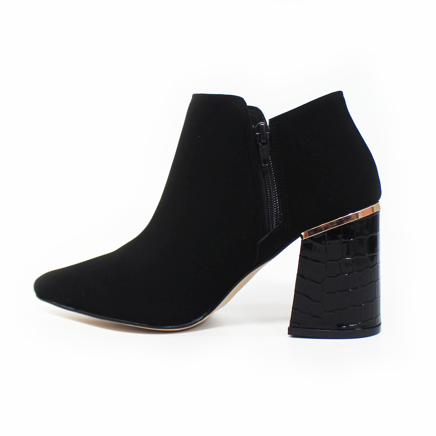 Botín Puntal Negro Ante con Tacón Lizard y Detalles Dorados de Dama TACZA