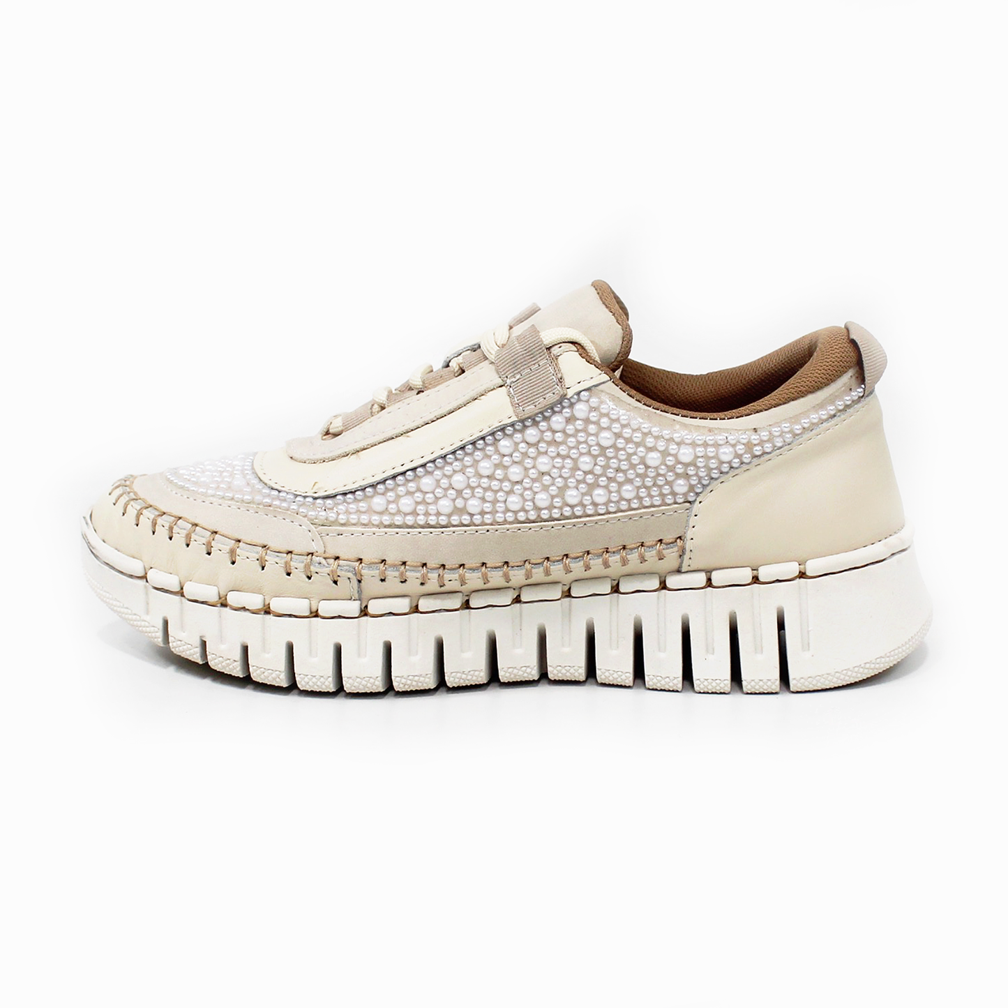 Tenis Sneaker LOBO SOLO Confort de Piel Beige con Perlas de Dama