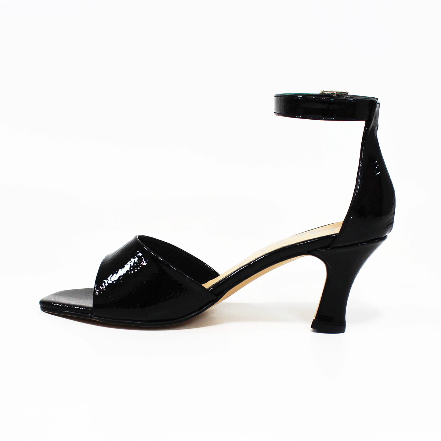 Sandalia de Tacón Campana Negro Charol con Talón y Pulsera TACZA