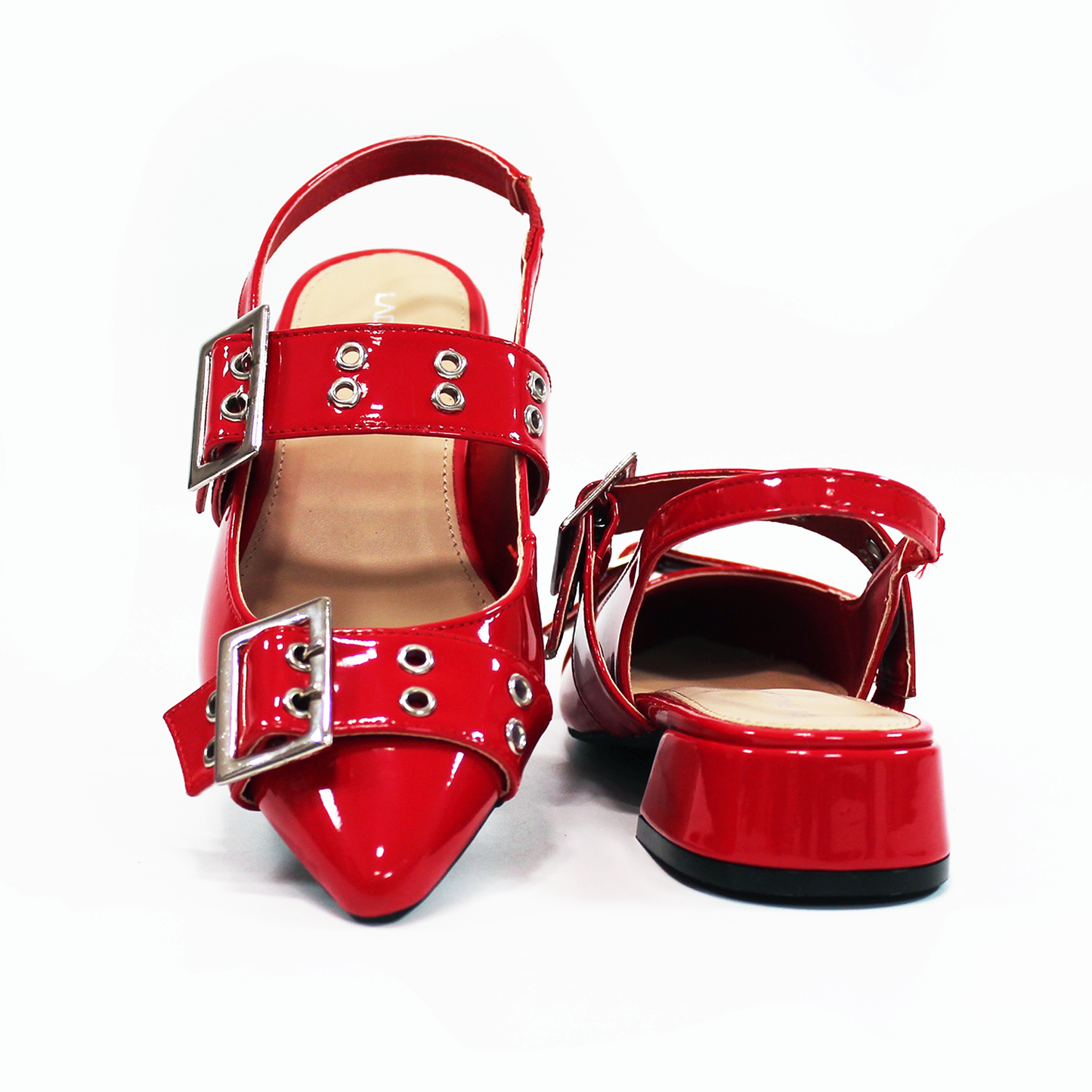 Flat Slingback Mule Rojo Charol con detalle de ojales y doble Hebilla de Dama LADY PAULINA