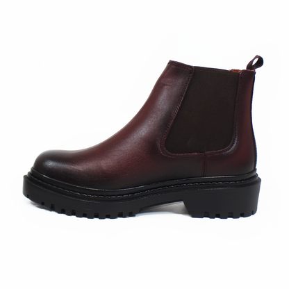 Botin Chelsea Vino de Piel con suela Track de Dama VERDE TABACO