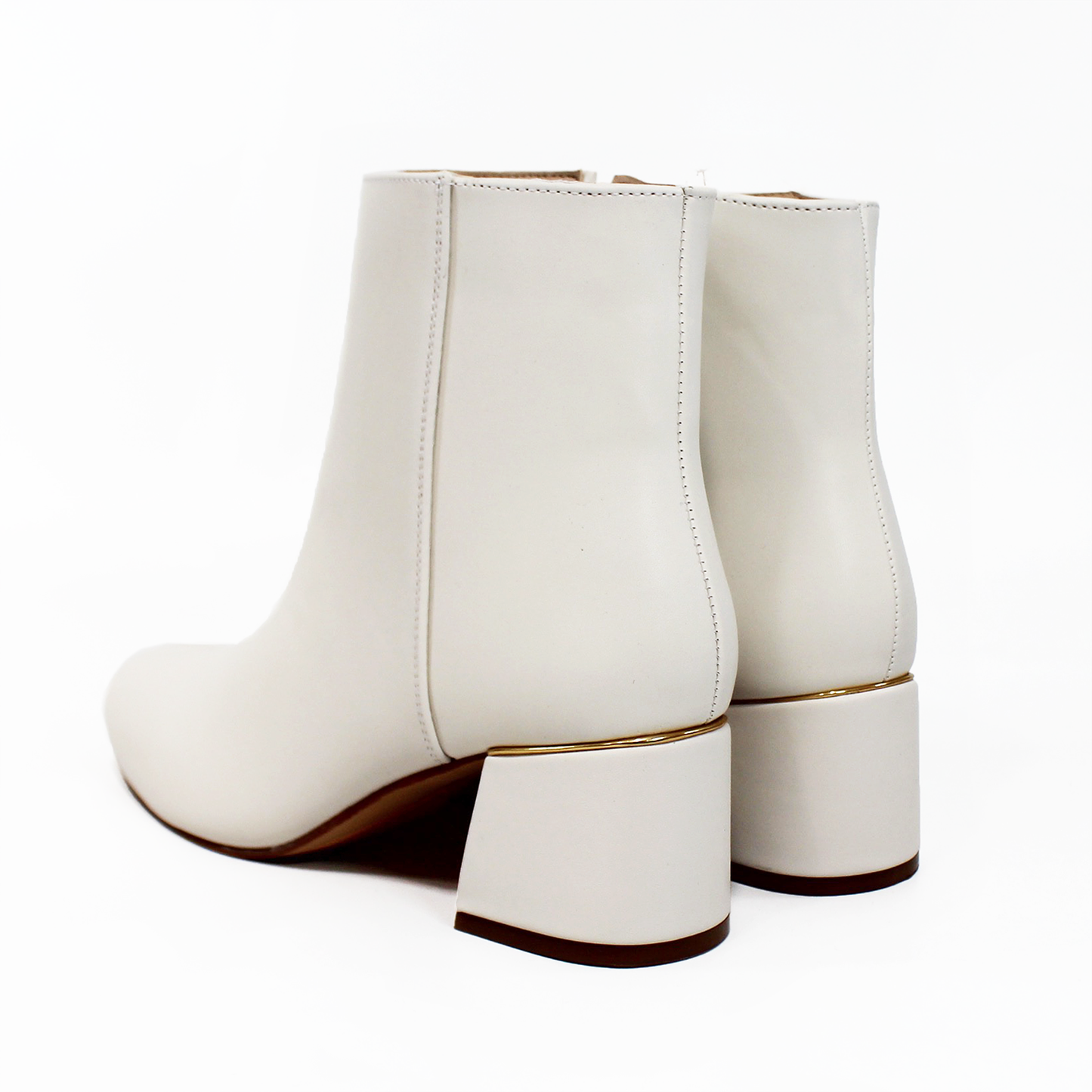 Botin de Vestir Late con Tacón Bajito con Detalle Dorado de Dama LADY PAULINA