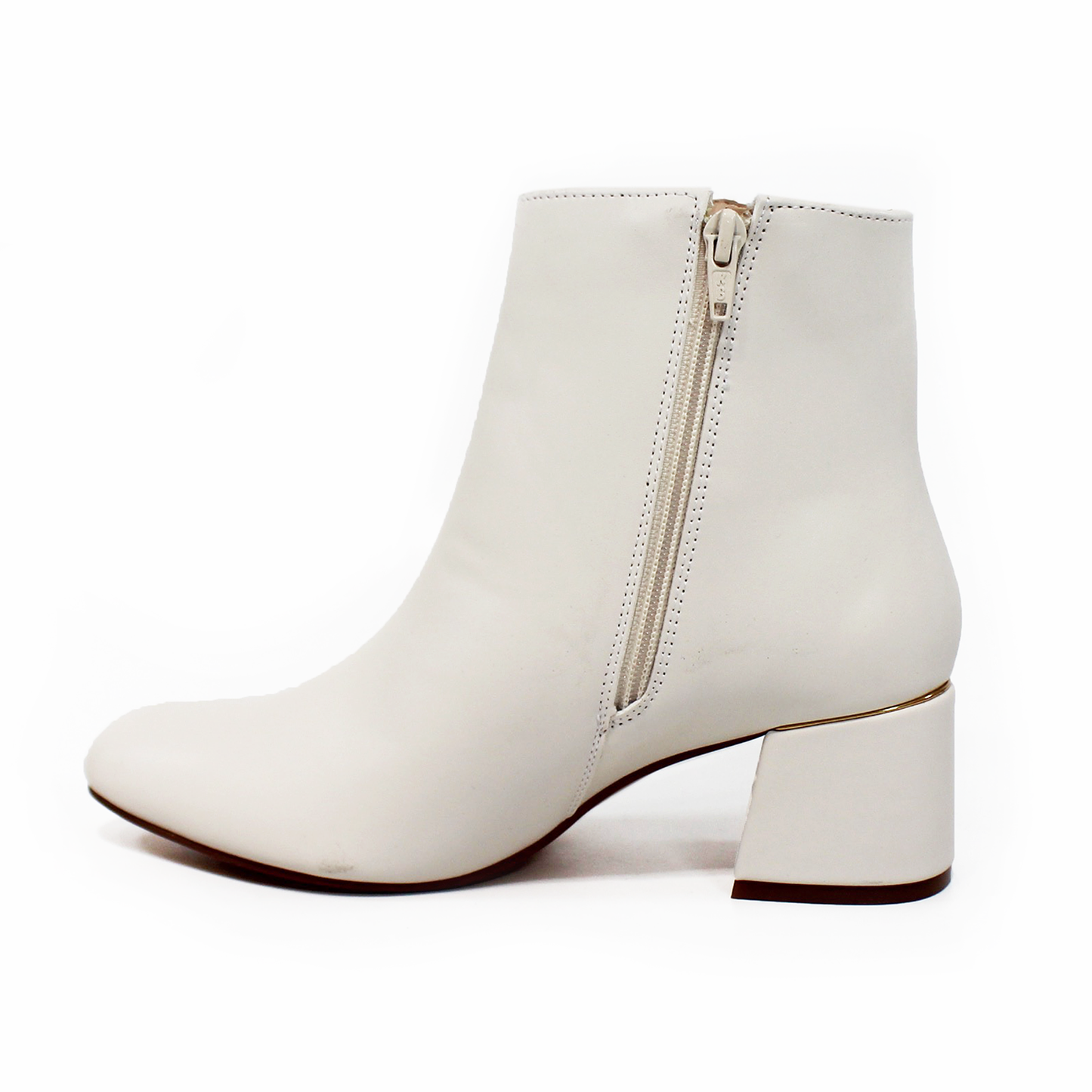 Botin de Vestir Late con Tacón Bajito con Detalle Dorado de Dama LADY PAULINA