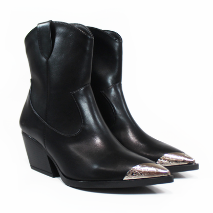 Botín Vaquera con Punta Metálica Negro Semipiel de Dama SENTIES