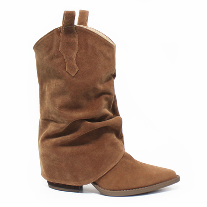 Bota Vaquera Arena Gamuza Tubo Medio con Capa de Dama TACZA
