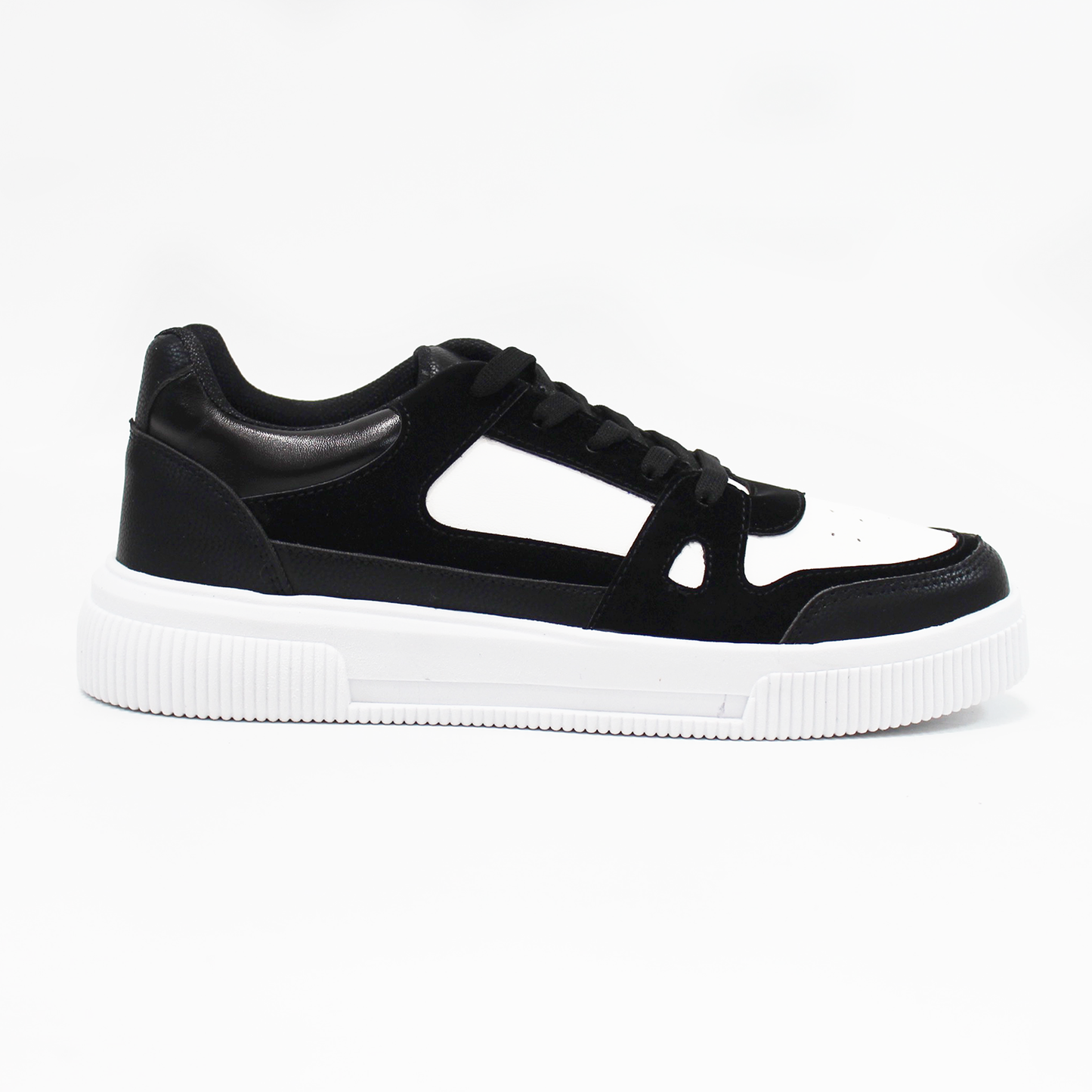 Tenis Sneaker Casual Negro con Blanco de Dama TACZA