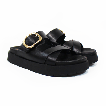 Sandalia Plataforma NOMADAS Negra y Detalle con Hebilla de Dama