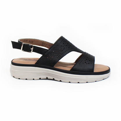 Sandalia Confort de Piel Negra con Perforaciones con Correa en tobillo de Dama STEFANIA