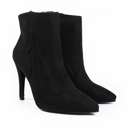 Botín Puntal Tacón Stiletto Negro Ante de Dama TACZA