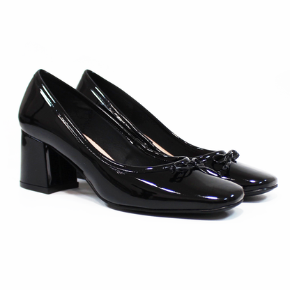 Zapatilla Clásica de Tacón Ancho Negro Charol con Moño y Memory Foam de Dama G.LOREN