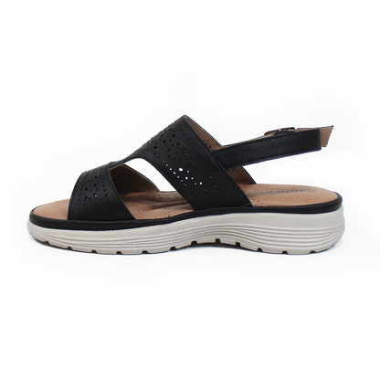 Sandalia Confort de Piel Negra con Perforaciones con Correa en tobillo de Dama STEFANIA