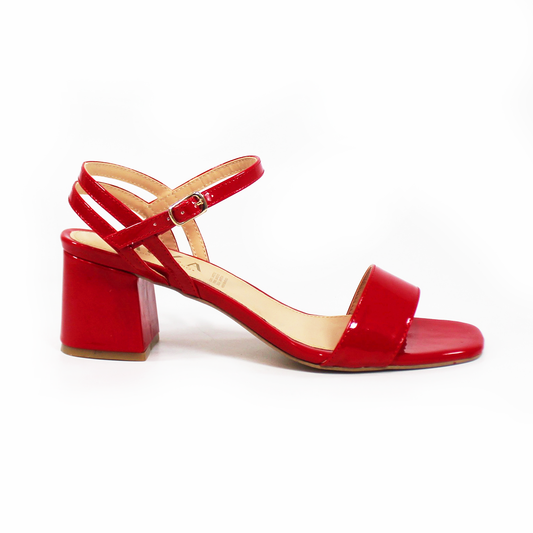 Sandalia de Tacón Rojo Charol con Pulsera de Dama TACZA