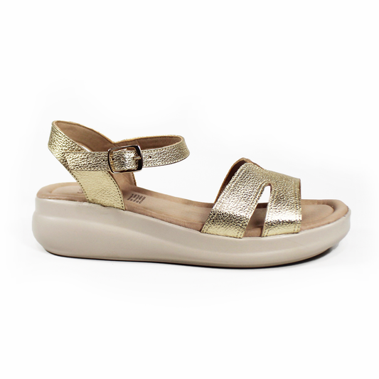Sandalia Confort de Piel Dorada con Pulsera de Dama SUAVE CAMINAR