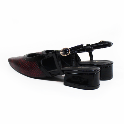 Zapatilla Puntal Slingback de Piel Vino Víbora con Negro ANTONIE