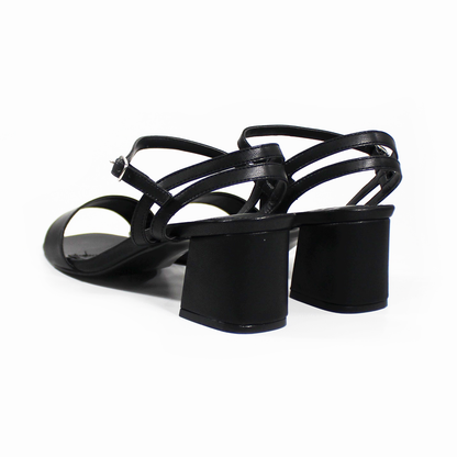 Sandalia de Tacón Negro con Pulsera de Dama TACZA