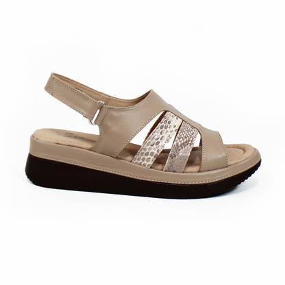 Sandalia Confort de Piel Beige con detalles Animal Print y Velcro de Dama SUAVE CAMINAR