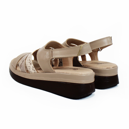 Sandalia Confort de Piel Beige con detalles Animal Print y Velcro de Dama SUAVE CAMINAR