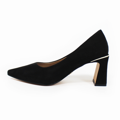 Zapatilla Negro Ante con Detalle en Tacón MACADA