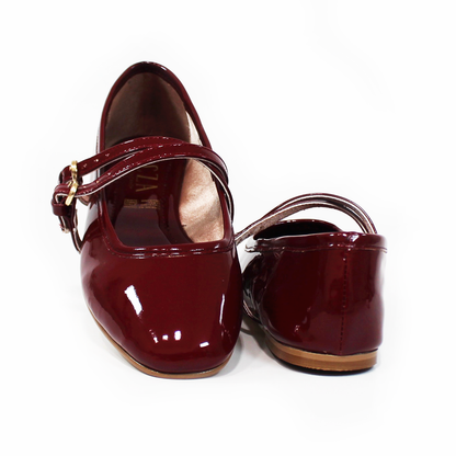 Flat Ballerina Clásica Vino Charol con Pulseras Cruzadas en empeine de Dama TACZA