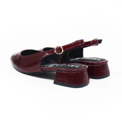 Zapatilla Slingback Destalonada Vino Charol TACZA