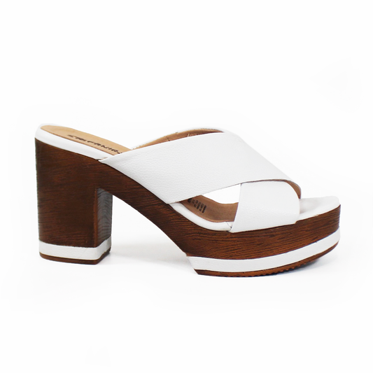 Zueco Cruzado de Piel Blanco con Tacón Madera de Dama STEFANIA