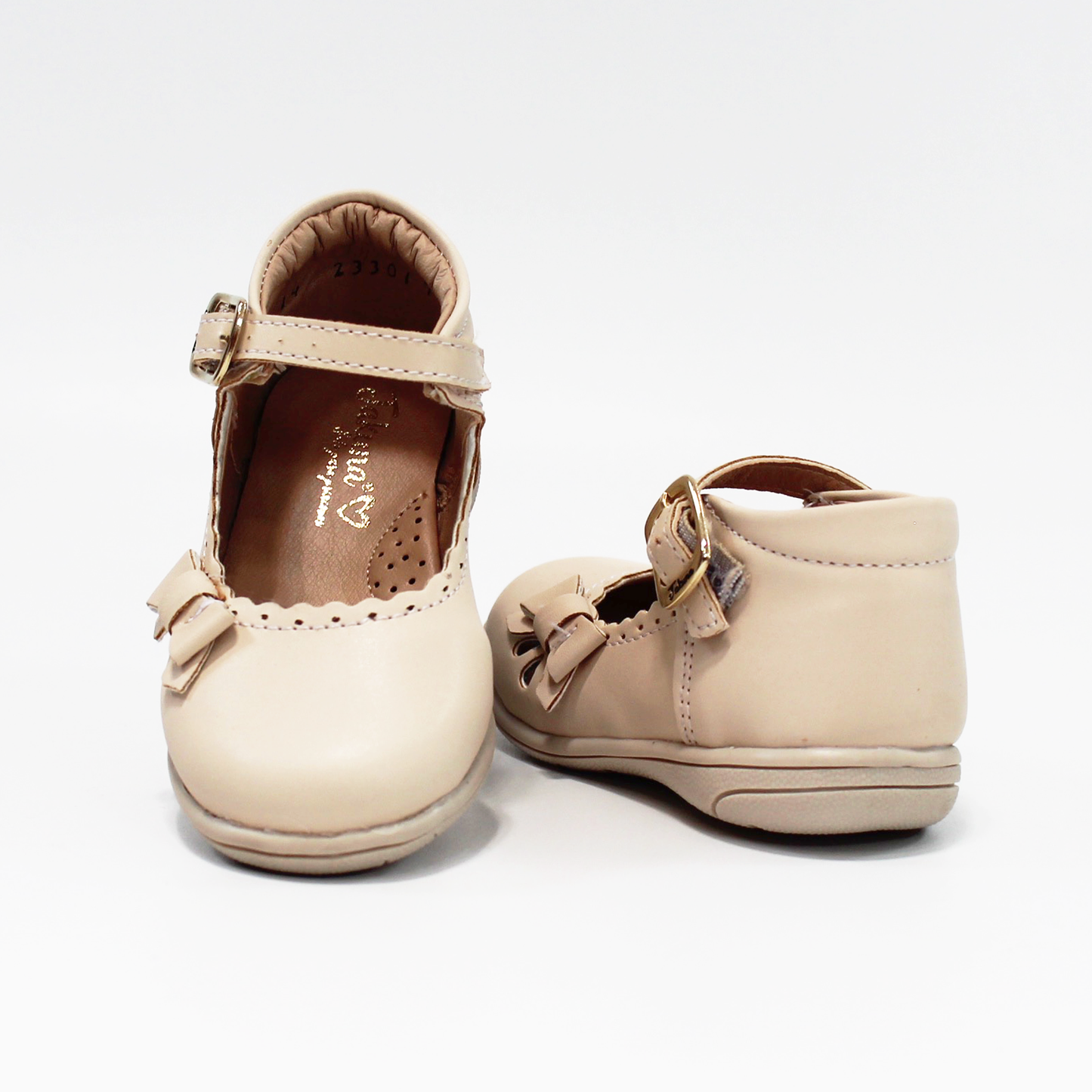 Zapato de Niña con Moñito Crema JAKUNA