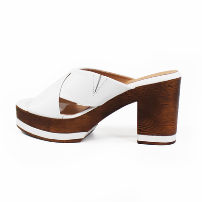 Zueco Cruzado de Piel Blanco con Tacón Madera de Dama STEFANIA