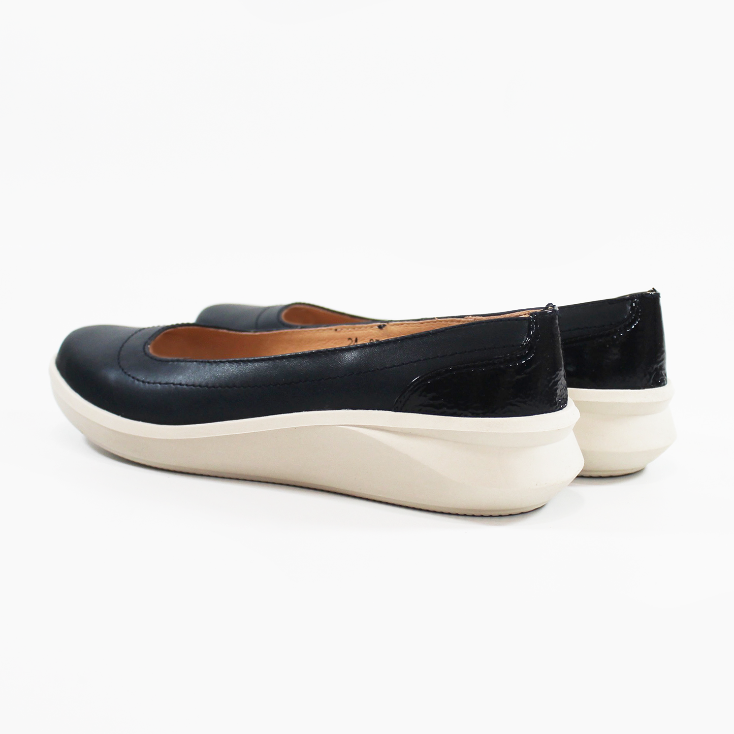 Zapato Confort de Piel Casual Marino para Dama SUAVE CAMINAR