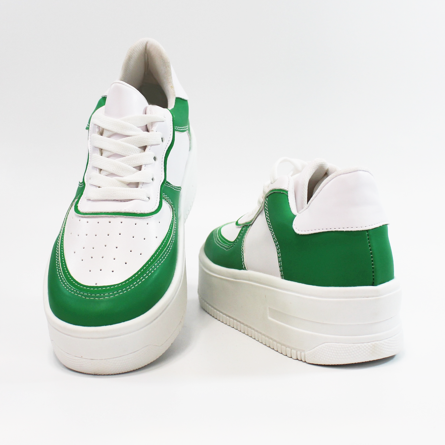 Sneaker Tenis Urbano Verde Blanco de Dama TACZA